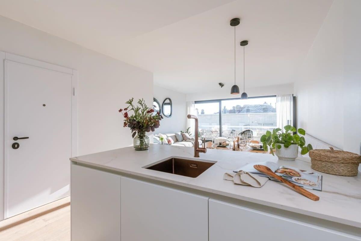 Stunning And Modern Apartment With Sunny Balcony Knokke-Heist Exterior foto